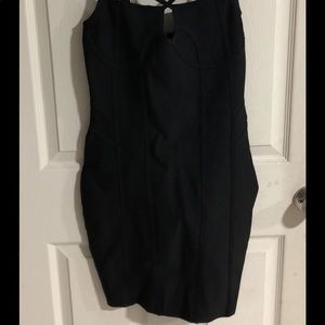 Black bandage dress ( SOLD OUT ON MERC )